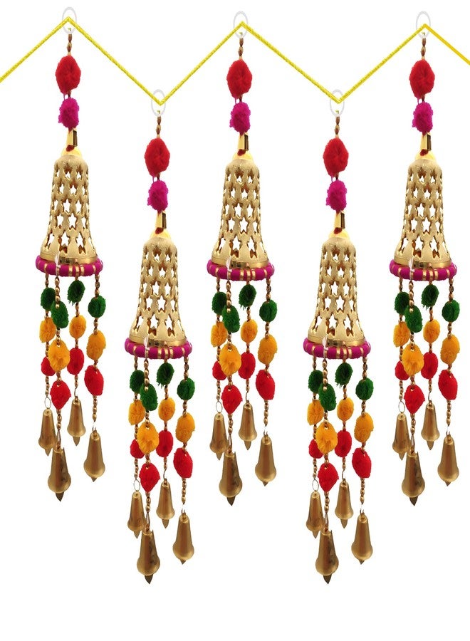 3A FEATURETAIL زينة يدوية الصنع من 3A Featuretail، عبارة عن كرات بوم بوم متعددة الألوان مع أجراس وهمية للتعليق على الجدران/الأبواب/النوافذ، وهي عناصر تزيينية للمهرجانات أو حفلات الزفاف (ذهبي، مجموعة من 5 قطع) - Image 1